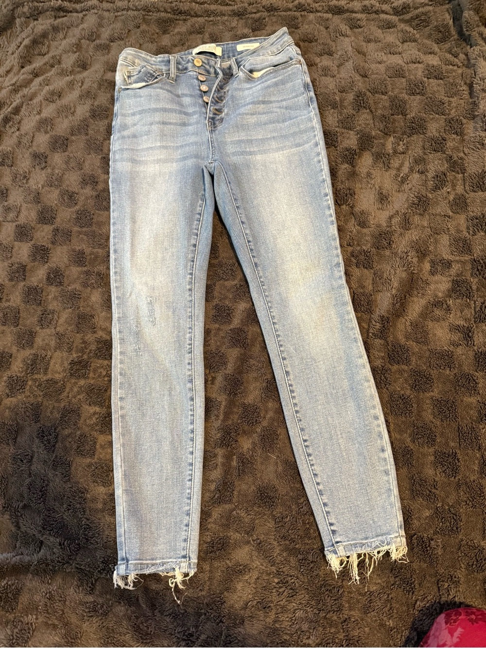 Judy Blue Light Blue Button-Fly Skinny Jeans with Raw Hem size 7